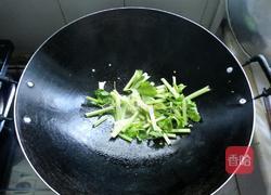 香芹炒菜花的做法图解4