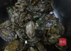 蒜蓉粉丝蒸鲍仔的做法图解1