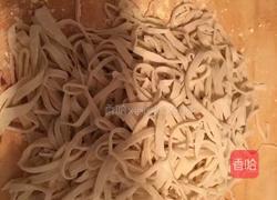 手擀面条的做法图解6