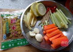 泡椒鸡爪的做法图解2