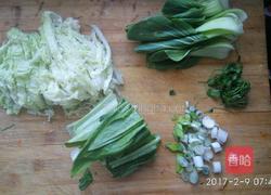 蔬菜鸡蛋龙须面的做法图解2