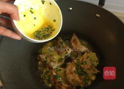 生煎韭菜荸荠饺子的做法图解7