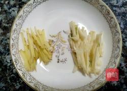 金针菇炒黄豆芽的做法图解4