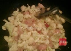花菜炒肉的做法图解5