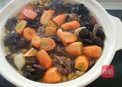家常排骨黄豆煲的做法图解12