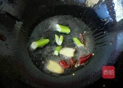 酸菜炖细粉的做法图解5