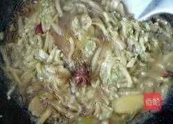 酸菜炖细粉的做法图解10