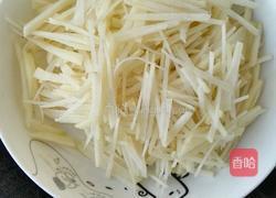 土豆丝炒粉条的做法图解1