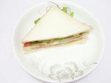 番茄沙拉三明治