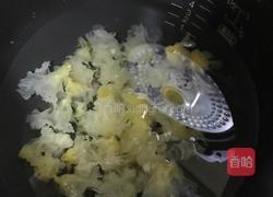 银耳红枣汤的做法图解4