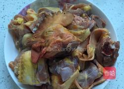 小鸡炖蘑菇的做法图解1