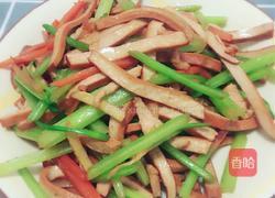 芹菜炒香干 肉肉版的做法图解7