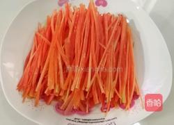 鱼香胡萝卜丝的做法图解2