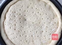 薯茸鲜虾牛肉披萨的做法图解1