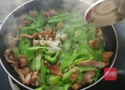 家常苦瓜炒肉的做法图解12
