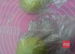 蛋黄酥的做法图解1