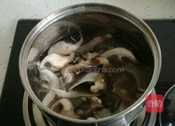 鲜蘑油菜小炒肉的做法图解4