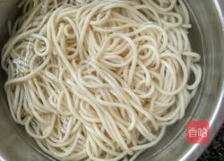  瘦肉炒面的做法图解5