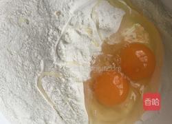 手擀面「鸡蛋面」的做法图解2