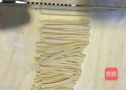 手擀面「鸡蛋面」的做法图解7
