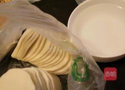 豆腐干饺子的做法图解4