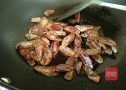 荷兰豆炒腊肠的做法图解4