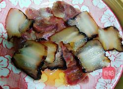 腊味炒泥蒿的做法图解2