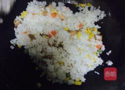 蔬菜蛋炒饭的做法图解7