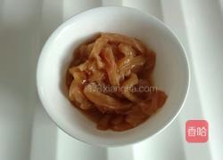 苹果炒鸡肉丝的做法图解4