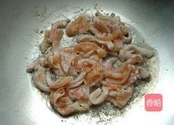 苹果炒鸡肉丝的做法图解5