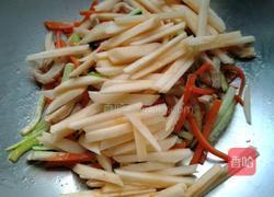 苹果炒鸡肉丝的做法图解8