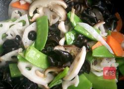 荷塘小炒的做法图解4