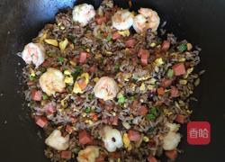 虾仁火腿炒饭的做法图解8
