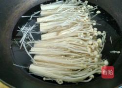 凉拌金针菇的做法图解2