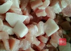 莴笋叶蘸肉酱的做法图解3