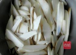 杏鲍菇角瓜炒肉的做法图解1
