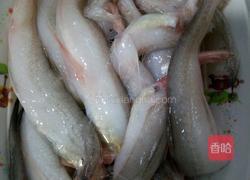 酥脆椒盐豆腐鱼水潺的做法图解1