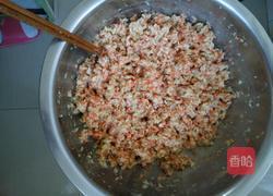 猪肉胡罗卜大头菜包子的做法图解3