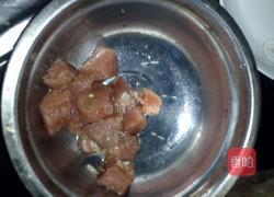 菠萝咕咾肉的做法图解2