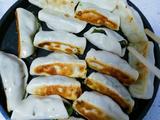 锅贴饺子