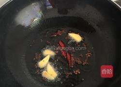 鲫鱼炖豆腐的做法图解3