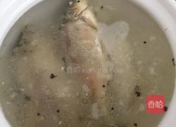 鲫鱼炖豆腐的做法图解5