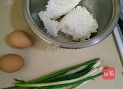 大米鸡蛋饼的做法图解1