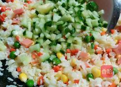 田园菠萝炒饭的做法图解9