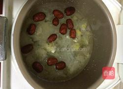 银耳莲子羹的做法图解5