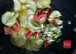 西红柿炒西葫芦的做法图解4