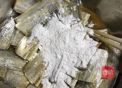 炸带鱼的做法图解2
