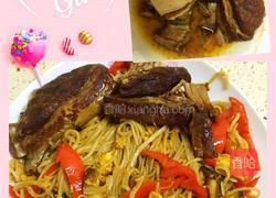 红烧肉盖炒面的做法图解4