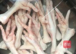 家常泡椒鸡爪的做法图解1