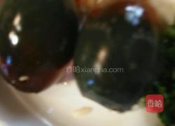 凉拌皮蛋的做法图解2